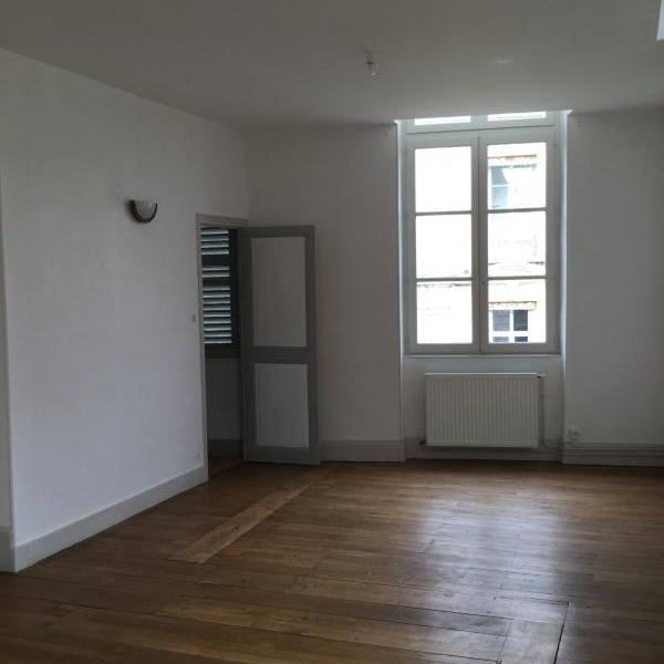 Location Appartement 2 pièces 63m² NEVERS 58000 - Photo 1