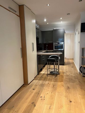 Studio Flat, Hyde Park Place, W2 - Photo 2