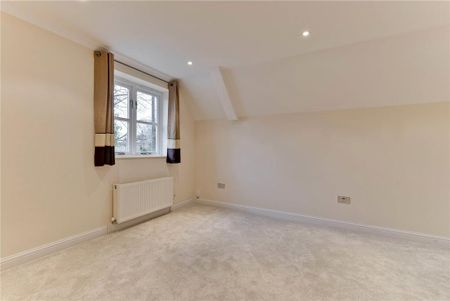 4 bedroom detached house to rent - Photo 5