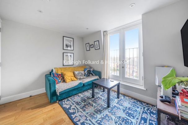 Berrymead Gardens, London, W3 - Photo 1