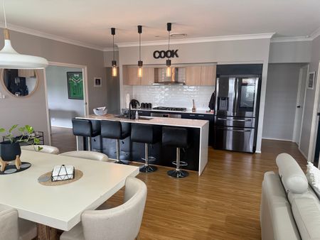 Rutherford - Photo 4