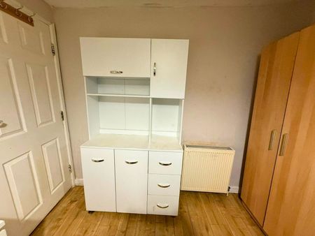 Room in a Shared House, East India Dock Road, E14 - Photo 4