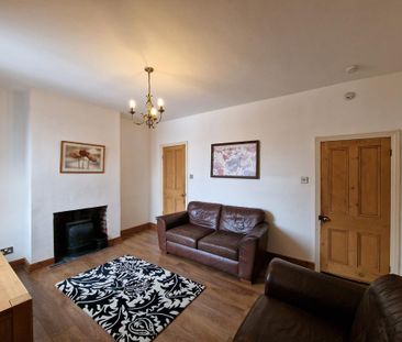 3 bedroom terraced house to rent - Photo 1