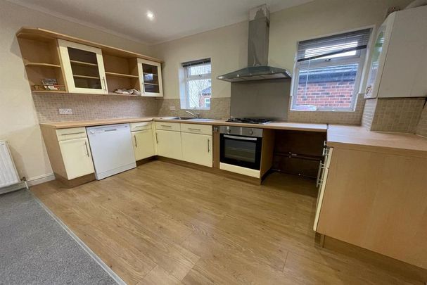 2 bedroom bungalow to rent - Photo 1