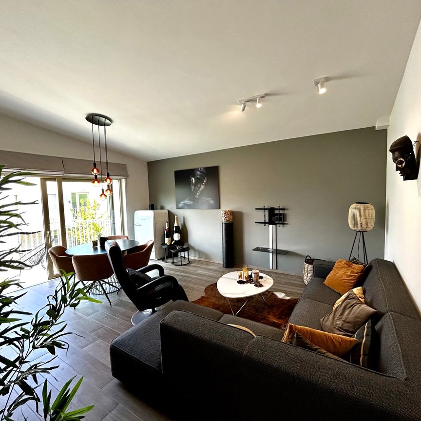 Appartement te huur - Photo 1