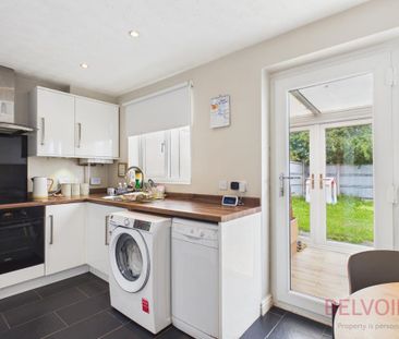 3 bedroom semi-detached house to rent - Photo 6