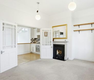 Terraced House to rent on - Photo 2