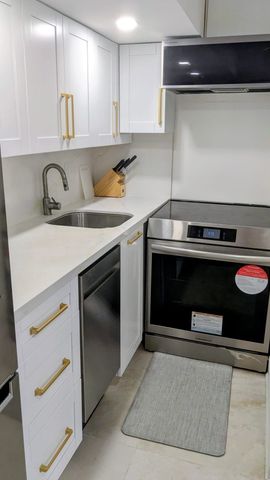 For Lease - 116 Royal Palm Drive, Brampton, Ontario - Photo 4