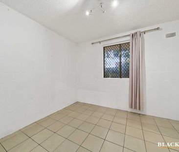 GROUND FLOOR UNIT - Photo 1