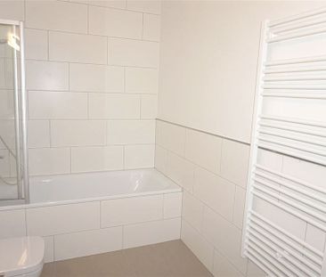 Trier: Wohnung in attraktiver Mosellage mit Einbauküche und großer ... - Photo 5