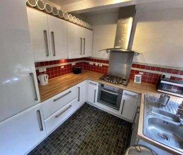 3 bedroom terraced house to rent - Photo 6