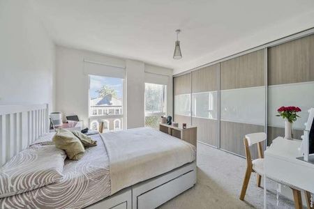 Cambridge Avenue, North Maida Vale, NW6 - Photo 3