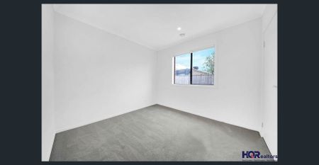 Modern Family Home in Wyndham Vale - Photo 4