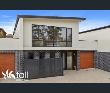 10 Elwick Road, Glenorchy, Tas 7010 - Photo 2