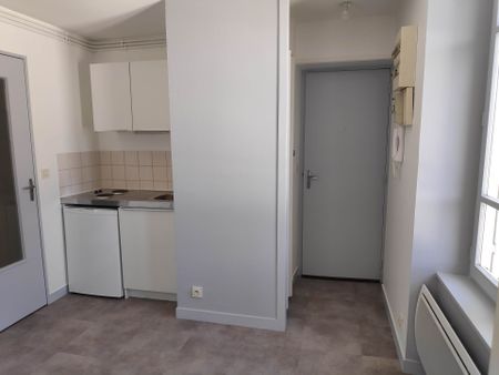 Location Appartement 2 pièces 34m² - Photo 5