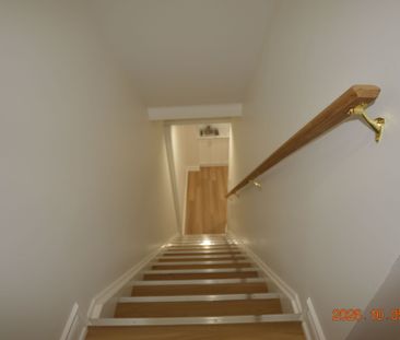 For Lease - 5709 Volpe Avenue, Mississauga, Ontario - Photo 3