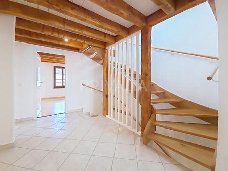 Recently renovated village house, in the heart of Bernex - Photo 2