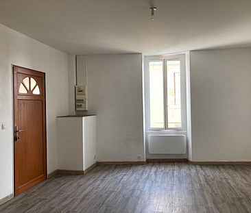 Location appartement 1 pièce, 33.00m², Fontenay-le-Comte - Photo 1