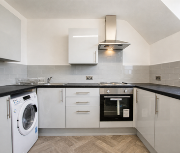5 bedroom apartment to rent - Photo 3