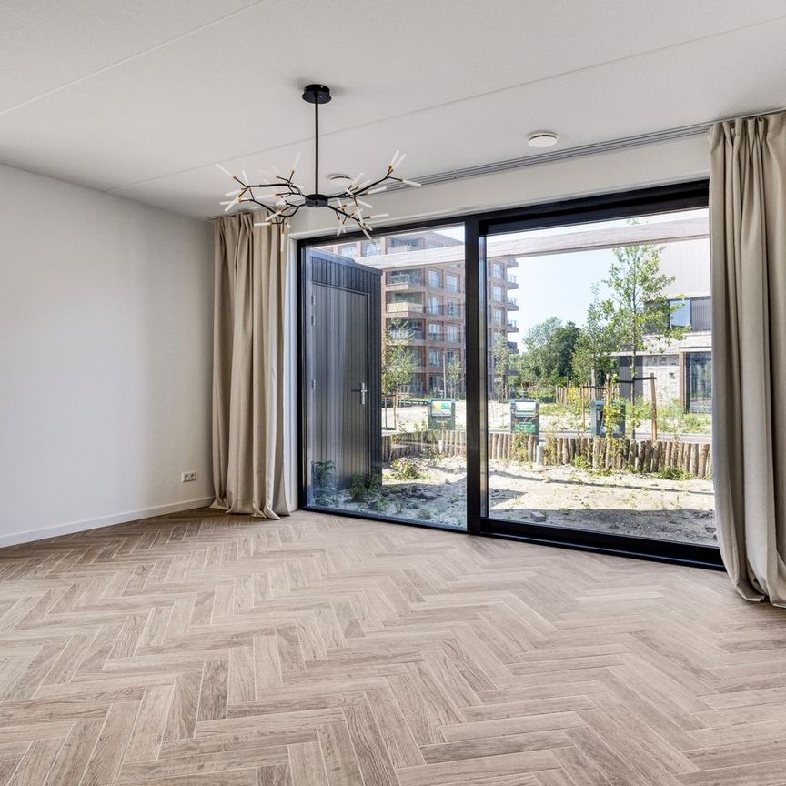 M. Vasalishof 10, Erasmus Veld, 2548BC, Den Haag - Photo 1