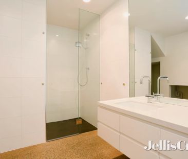 2 Bed, 1 Bath - Photo 6