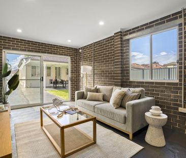 Bayside Charm With Modern Style - Photo 1