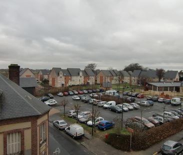 Location Appartement 2 pièces 47m² ST ROMAIN DE COLBOSC 76430 - Photo 5