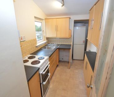 2 bedroom flat to rent - Photo 6