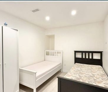 For Lease - 1761 Mcgill Court Unit# Basement, Oshawa, Ontario - Photo 5
