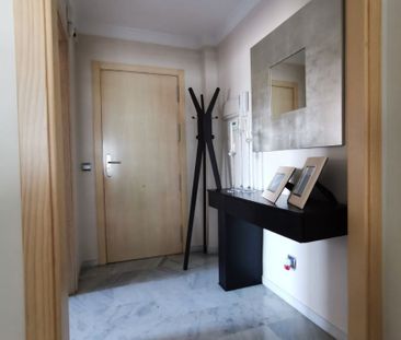 Piso de alquiler en Calle Esquilo, 5, El Cónsul - Ciudad Universita... - Photo 1