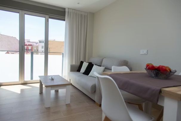 Avinguda de Peris i Valero, Valencia, Valencian Community 46004 - Photo 1