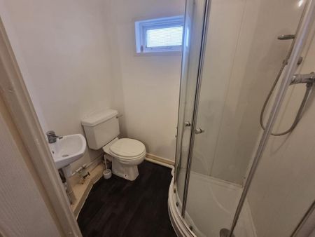 1 bedroom property to rent - Photo 5