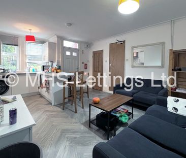 3 Bedroom Mid Terraced House for rent in Pearson Terrace - Photo 6