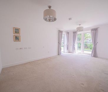 2 bedroom retirement property to rent - Photo 4