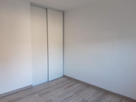 Location Appartement 3 pièces 48m² EPERNON 28230 - Photo 2