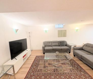 For Lease - 378 Dorchester Street, Newmarket, Ontario - Photo 1