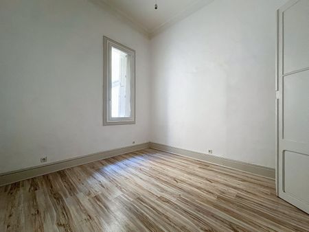 Location Appartement 6 pièces 148m² SETE 34200 - Photo 5