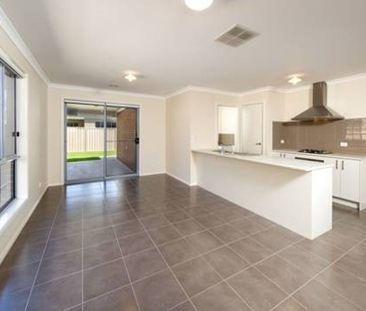 2 McDougall Grove, Wodonga - Photo 2