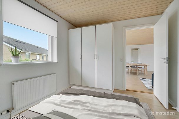 5-værelses Tvillingehus på 140 m² i Odense SØ - Photo 1