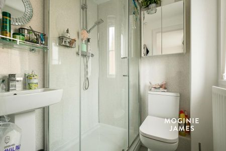 2 bedroom terraced house to rent - Photo 5