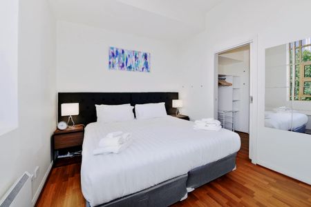 Cool 1-bedroom apartment near RMIT University - Photo 4