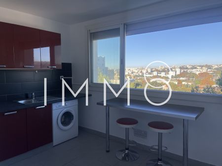 Location Appartement 2 pièces 57m² MARSEILLE 11ème - Photo 5