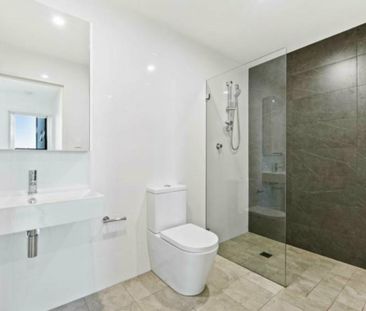 Modern & Bright 1 Bedroom Apartment ! - Photo 6