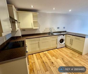 2 bedroom flat to rent - Photo 4