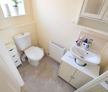 2 bedroom terraced house to rent - Photo 1