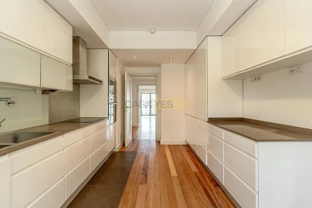 Apartment T4 in Estrela, Lisboa - Photo 2
