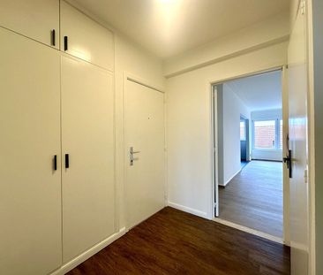 Appartement met één slaapkamer - Photo 1