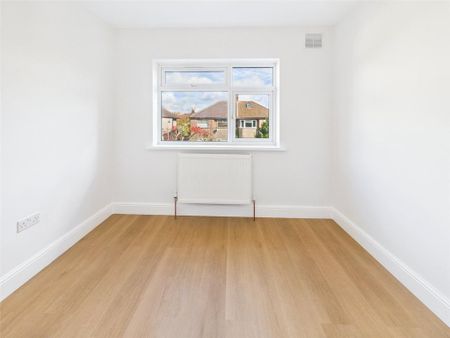 2 bedroom maisonette to rent - Photo 4