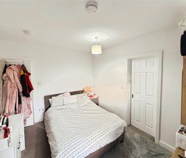 4 bedroom house share to rent - Photo 3