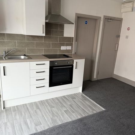 1 bedroom flat to rent - Photo 3